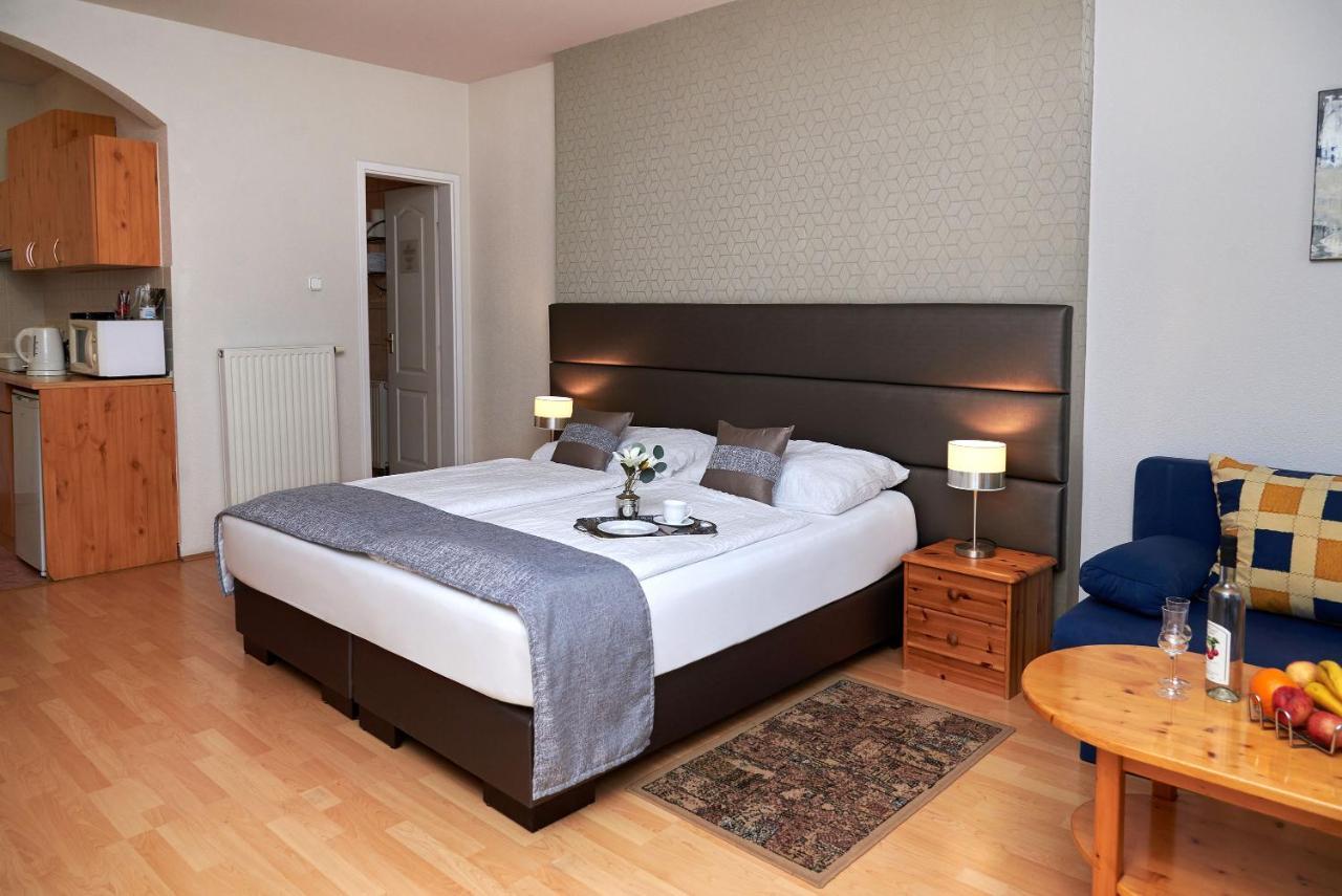 Apartman Brigitte Buekfuerdo Exterior photo