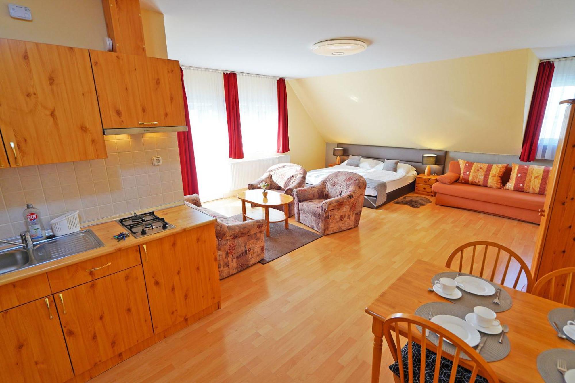 Apartman Brigitte Buekfuerdo Exterior photo