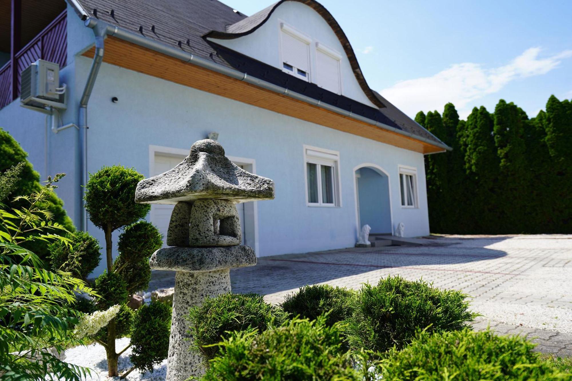 Apartman Brigitte Buekfuerdo Exterior photo